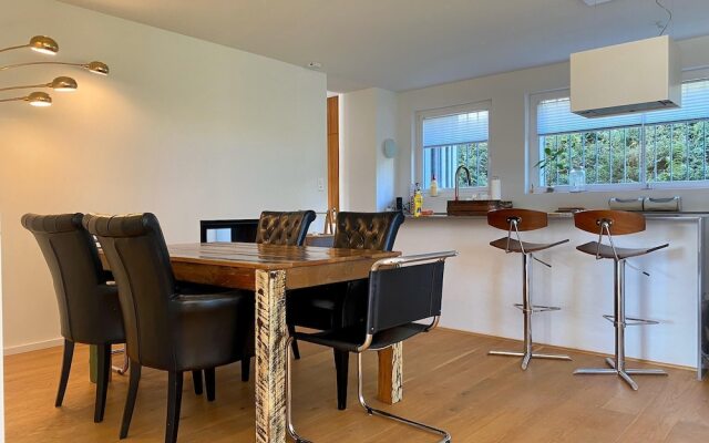 Luxury Apartment -Exclusive Neighborhood
