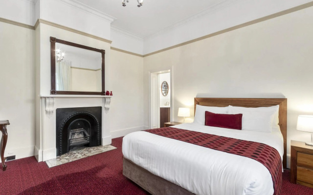 Grosvenor Court Apartments Hobart