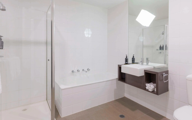 Mantra Melbourne Melton