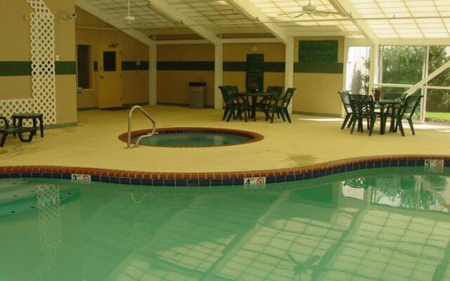 La Quinta Inn & Suites By Wyndham Memphis I-240