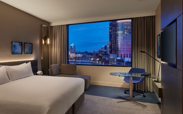 Crowne Plaza Melbourne by IHG – Guest Rooms – Melbourne