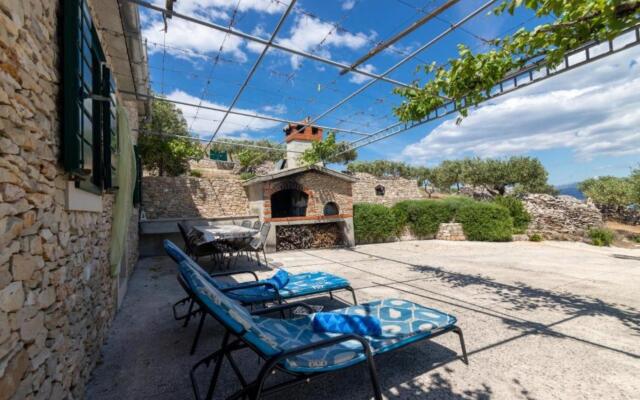 Branko - Large Terrace - H