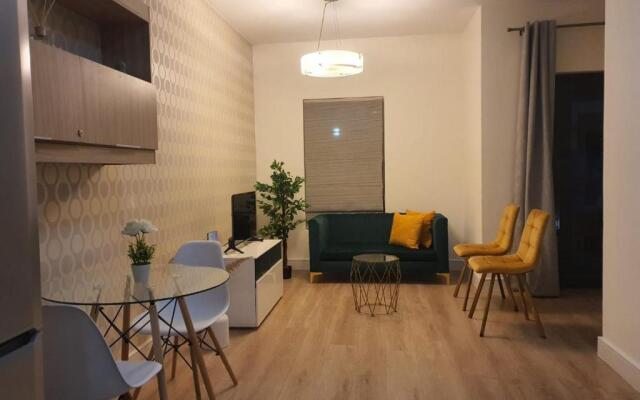 Stunning, Modern 1 bedroom Apartment Sandton