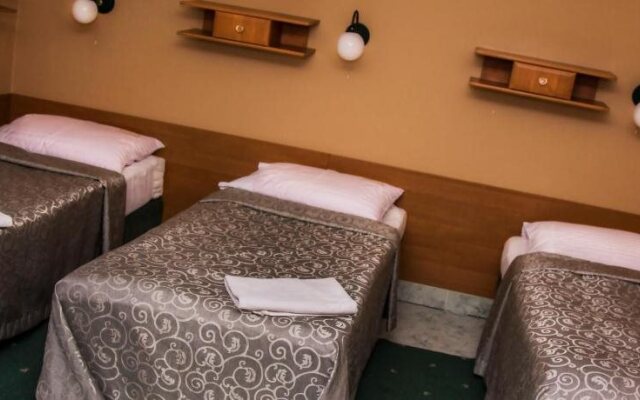 Galant Hotel