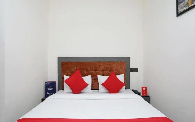 Hotel Divine Ganges by OYO Rooms