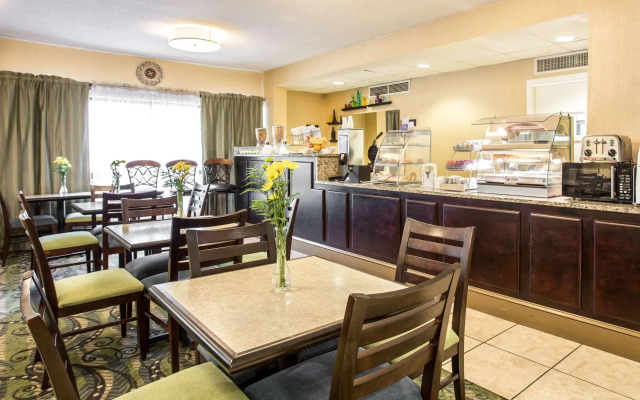 Clarion Inn & Suites Aiken South