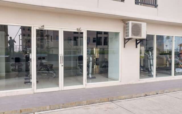 Luxurious and Convenient 2BR Ayodhya Apartment