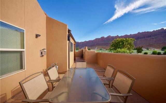 Mountain Paradise ~ G3 - 3 Br condo by RedAwning