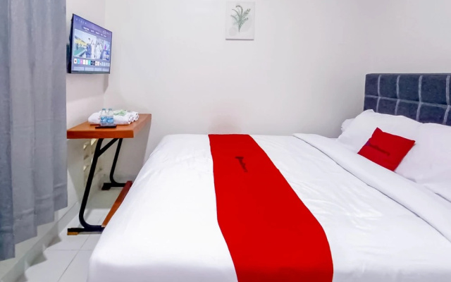 RedDoorz @ Tebee Homestay near Tugu Kartasura – Guest Rooms – Kartasura
