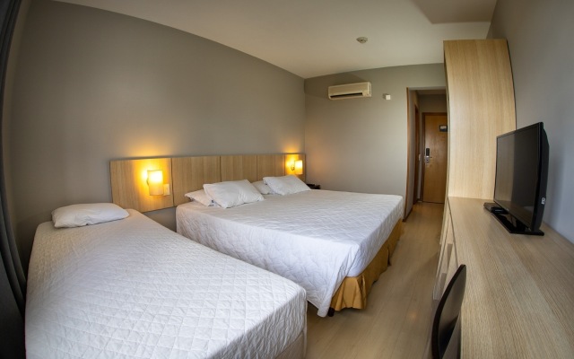 Hotel Campo Largo Express
