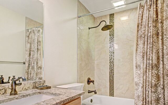 Heart of Breckenridge - 3 Br Condo