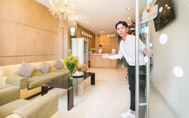 Centana Saigon Hotel