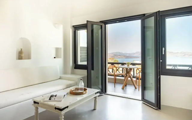 Black Diamond Suites - Adults Only