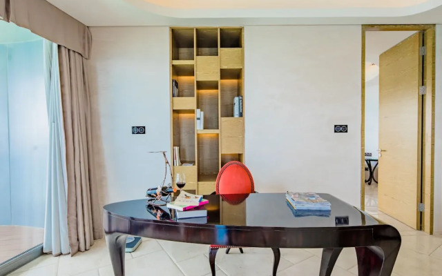 Yuejia Sea Apartment Phoenix Island