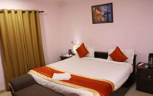 Hotel Sarweshwary