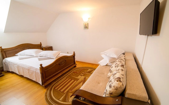 Pension Perla Brazilor