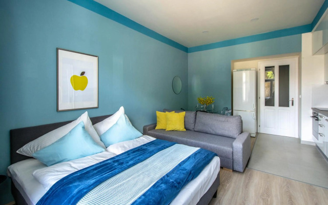 Ruterra Apartments by Cathedral