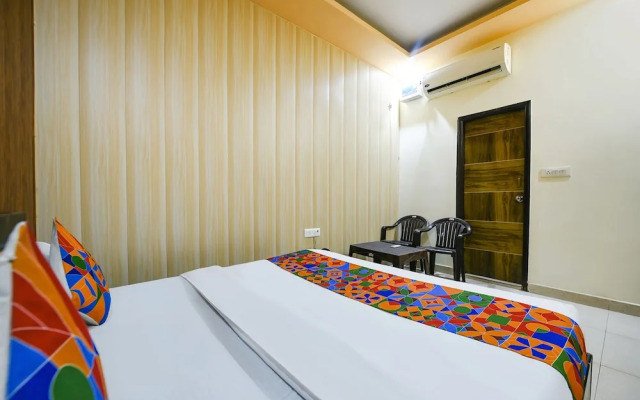 Fabhotel Lake View I