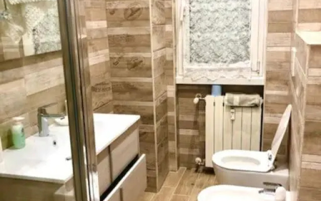 Lovely 2 Room Apartment with Small Garden