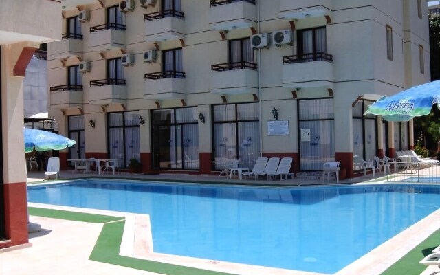Kanarya Hotel