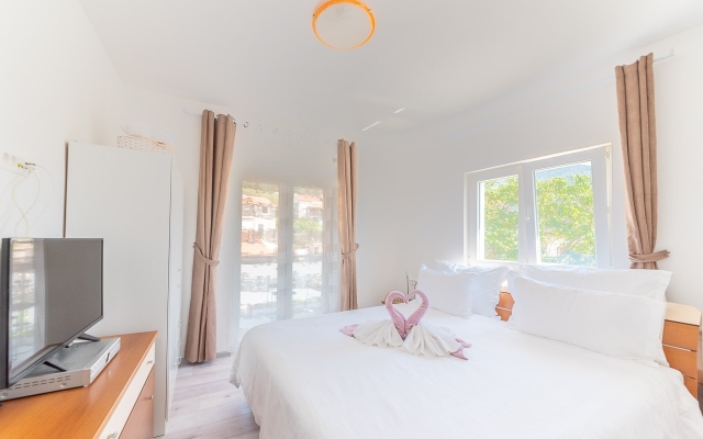 Apartment Renci - great location & sea view: A3 Bol, Island Brac