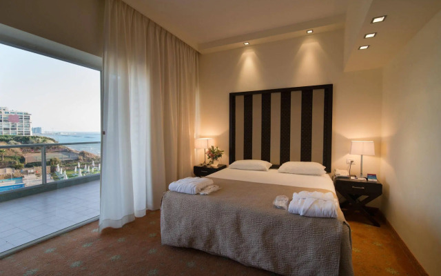 Sharon Hotel Herzliya
