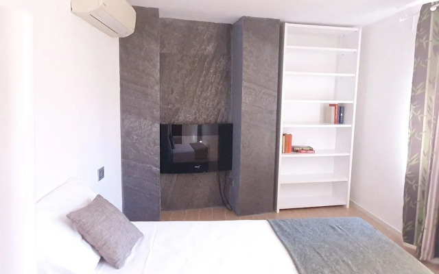 Parco Vira Apartments