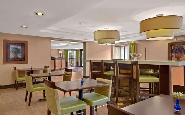 Holiday Inn Express Hartford South - Rocky Hill by IHG