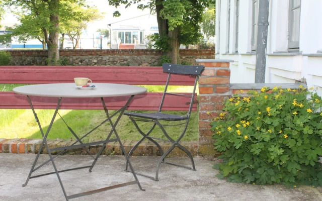 Charmante Wohnung mit Terrasse in Steffenshagen