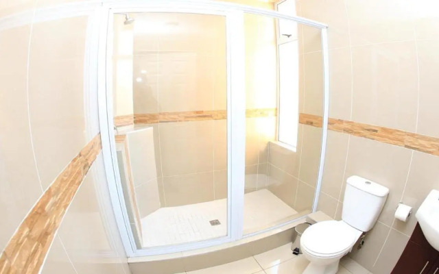 Bayside Hotel & Self Catering 110 West Street