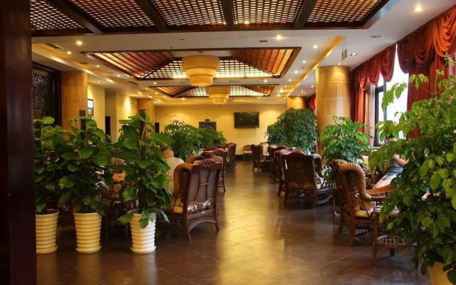 Gaopan Business Hotel