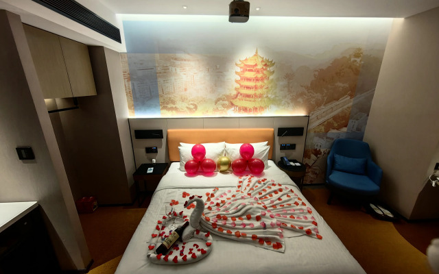 Hampton by Hilton Wuhan Qiaokou Gutian