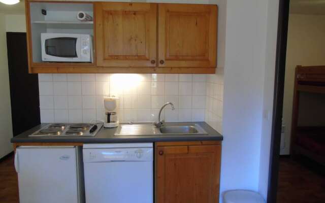 Lou Services Apartment CB43 LSI 001