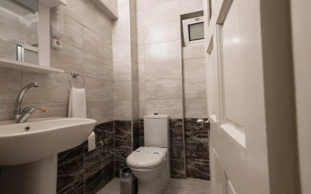Mavi Yaprak Hotel