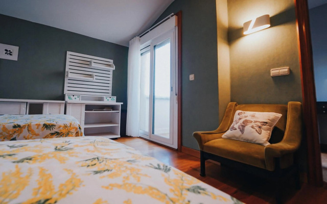 Villa con piscina a pie de playa