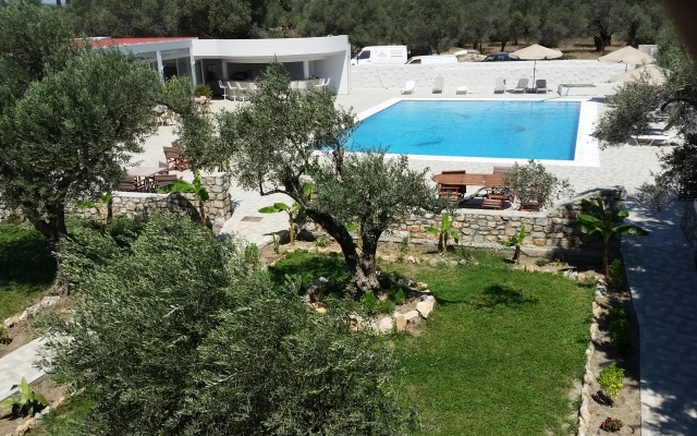 Saint George Resort