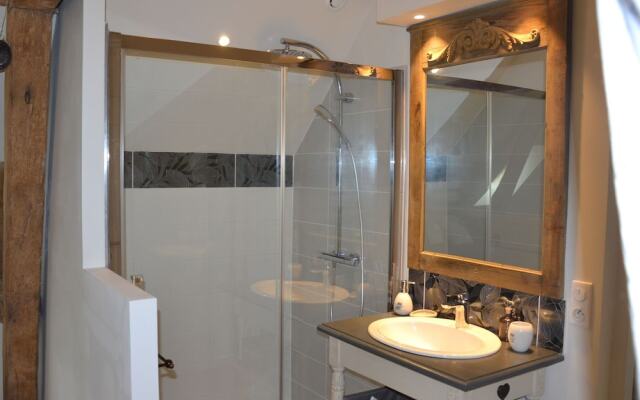 Maison cour le lièvre