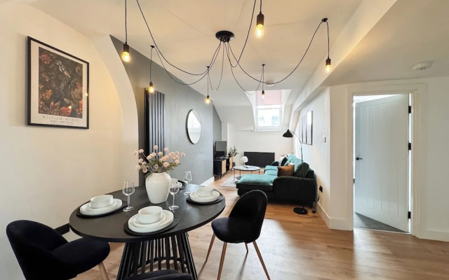 2 Bedroom Queen Street