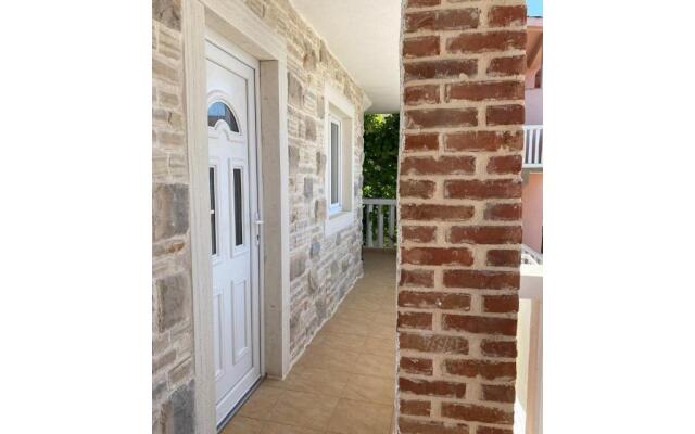 Villa Stone