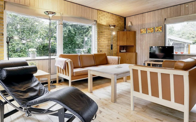 6 Person Holiday Home in Vaeggerlose-by Traum