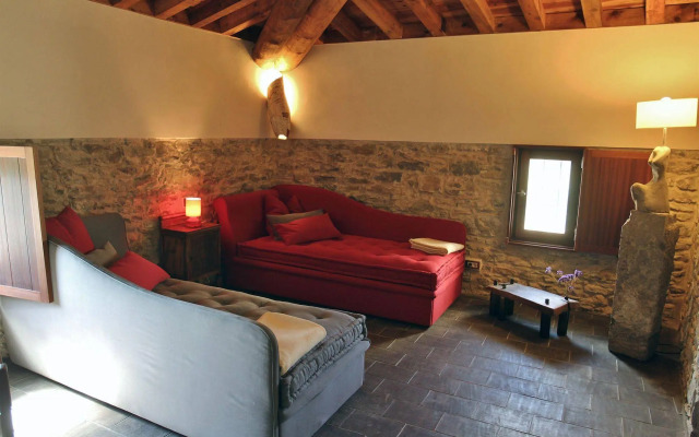 La Demba Art-Hotel & Restaurant