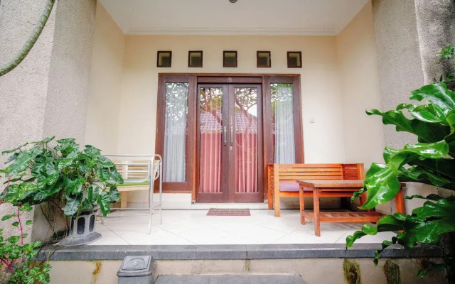 Shana Homestay by EPS