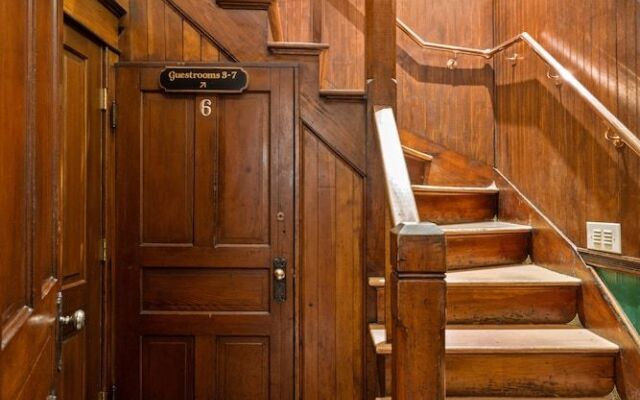 The Peerless Hotel by WanderLodges