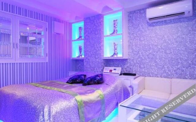 Hotel KAHNI - Adults Only