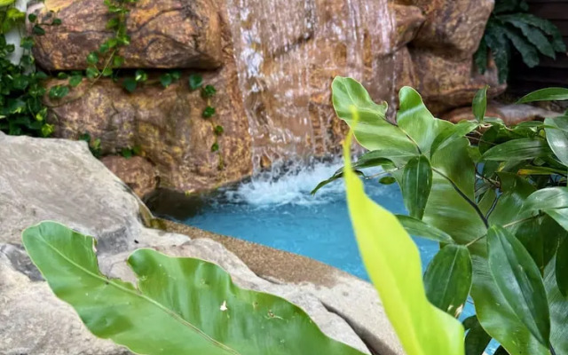 Rainbow Paradise Beach Resort by LWE