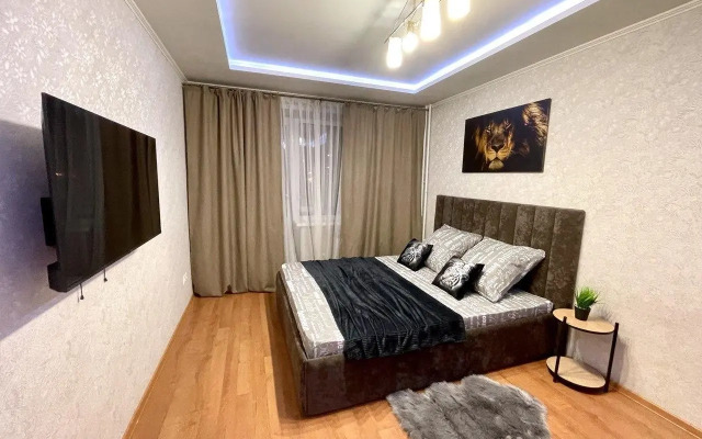Apartment on 114 Popova Street