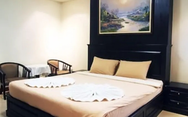 @Home Executive Apartment