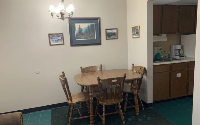 Oak Square Rentals