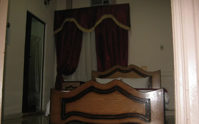 Great Alexander Hostel