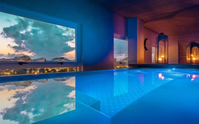SH Valencia Palace Hotel